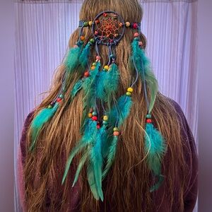 Bohemian Hippie Dreamcatcher Headband with Cascading Feathers & beads. OS. NWT.